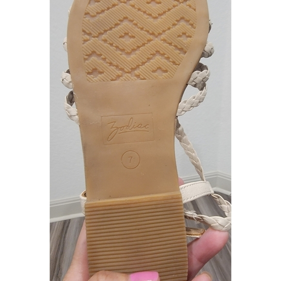 Zodiac Women's Misha Strappy Sandals size 7 - Picture 10 of 10